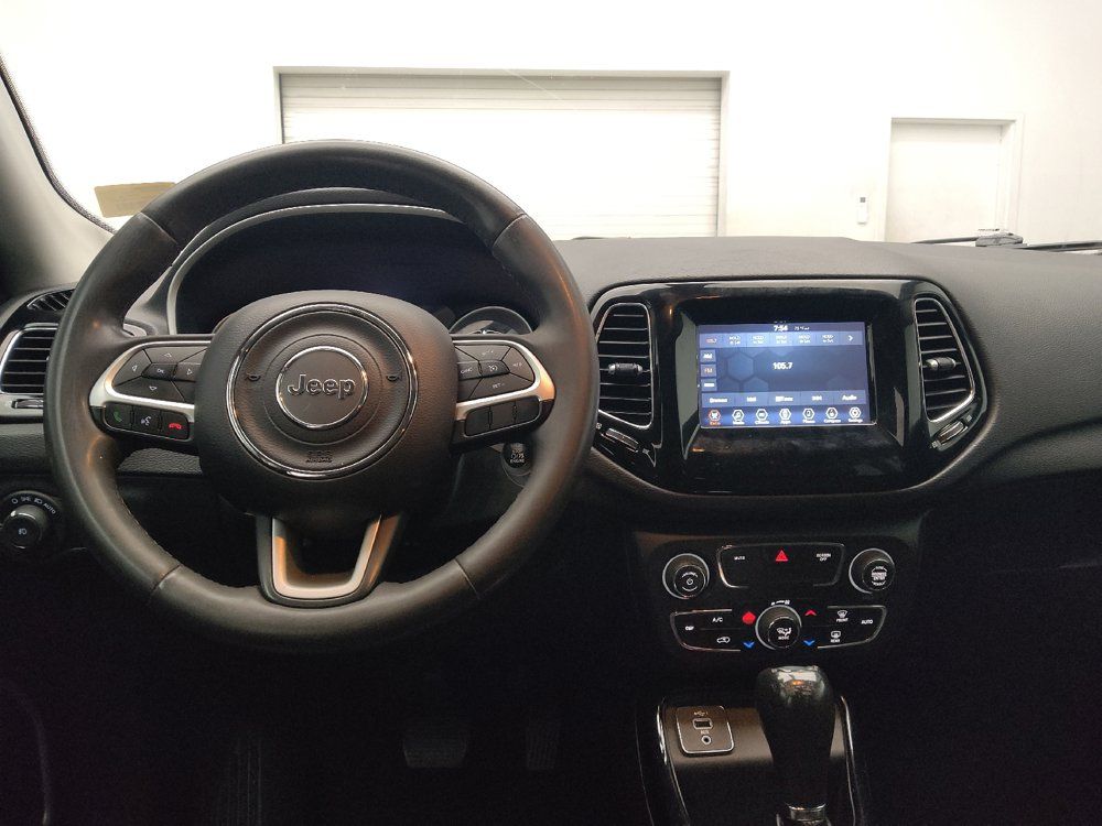 Used 2021 Jeep Compass Latitude w/ Sun and Sound Group FWD image 22
