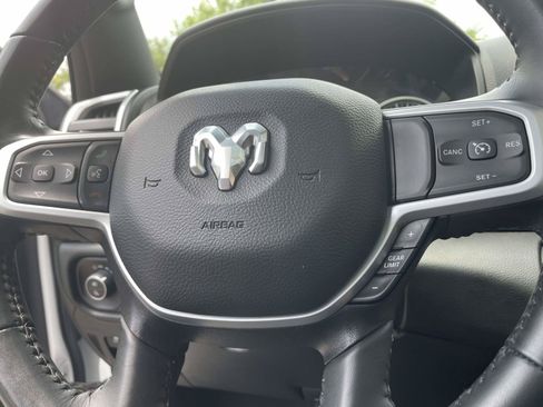 Used 2023 RAM 1500 Big Horn AWD/4WD image 18