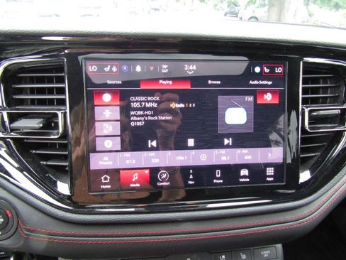 Used 2025 Dodge Durango R/T AWD/4WD image 15