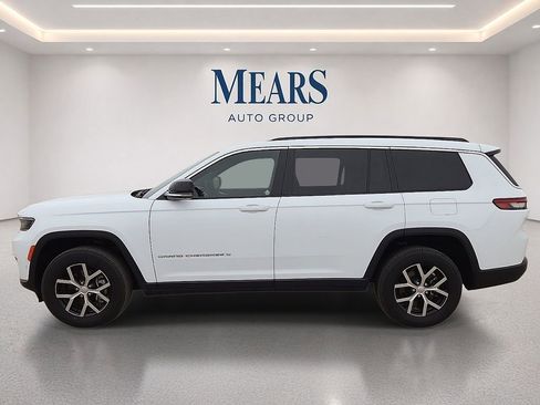 Used 2024 Jeep Grand Cherokee L Limited w/ Luxury Tech Group II AWD/4WD image 2