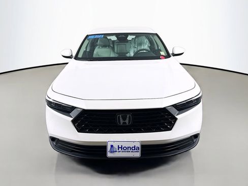 Certified 2023 Honda Accord LX image 2