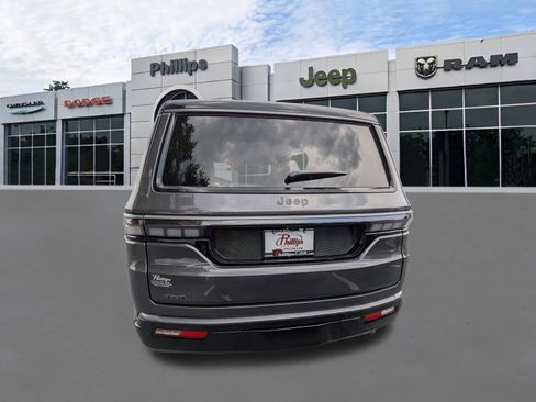 New 2026 Jeep Grand Wagoneer 4WD image 4