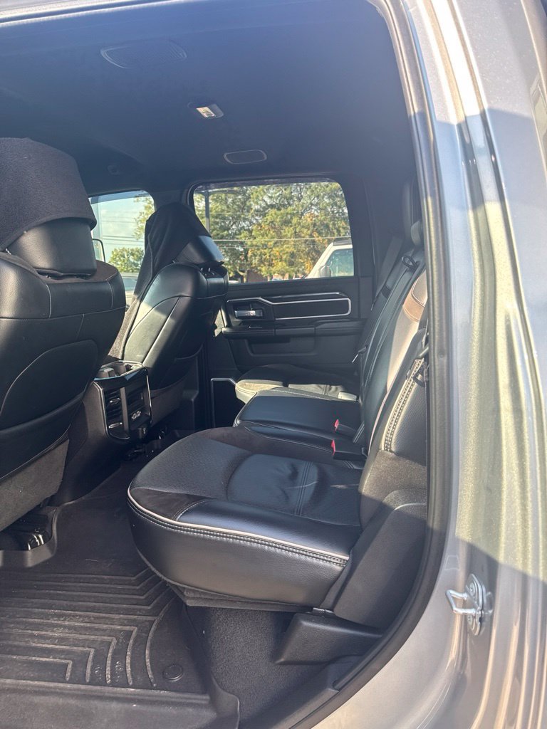 Used 2022 RAM 3500 Laramie w/ Night Edition AWD/4WD image 3