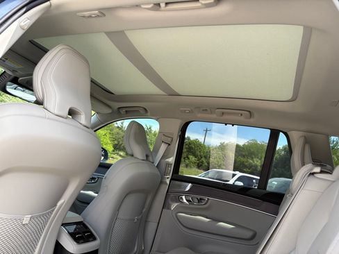 New 2026 Volvo XC90 T8 Ultra w/ Protection Package Premier AWD/4WD image 23