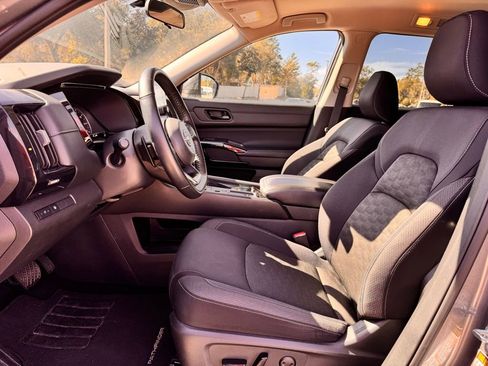 Used 2024 MAZDA CX-90 3.3 Turbo w/ Premium Package image 11