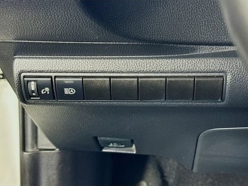 Used 2020 Toyota Corolla SE w/ Carpet Mat Package (TMS) FWD image 10