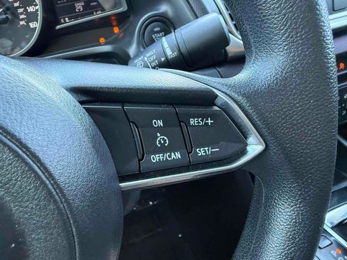 Used 2017 MAZDA MAZDA3 Sport FWD image 68