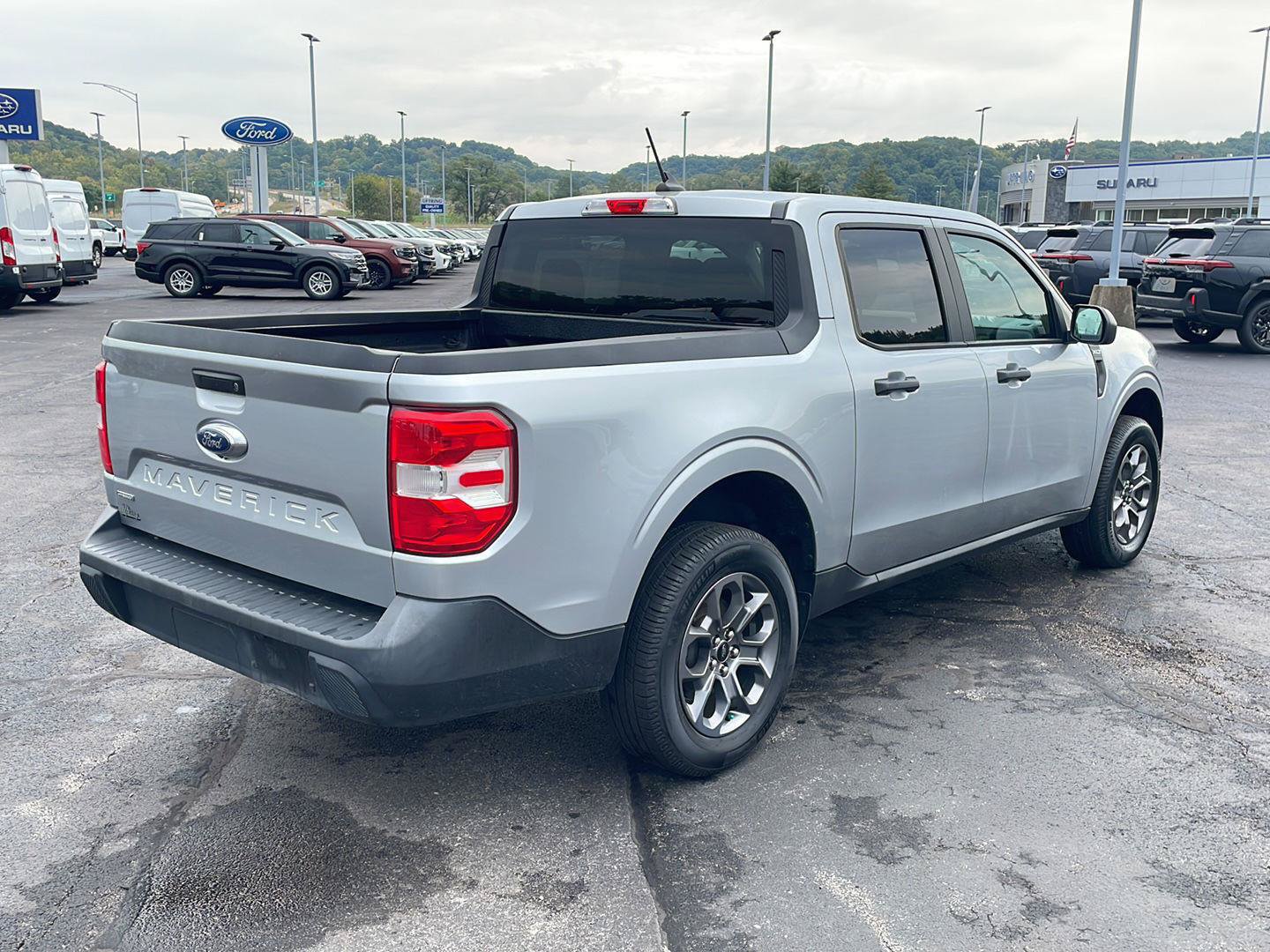 Used 2022 Ford Maverick XLT FWD image 5