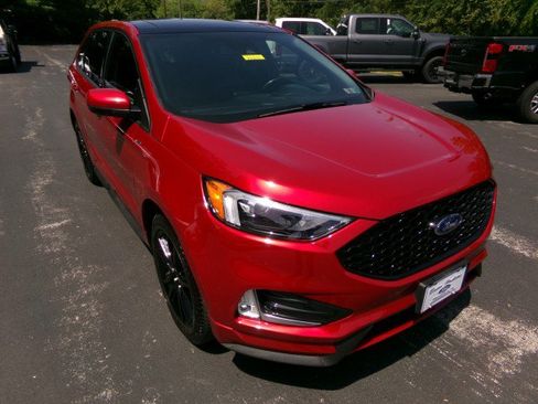 Used 2023 Ford Edge ST-Line AWD/4WD image 2