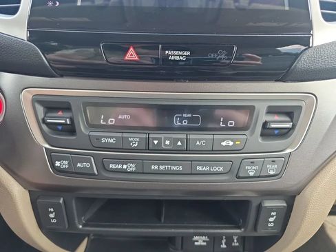 Used 2018 Honda Pilot EX-L image 32
