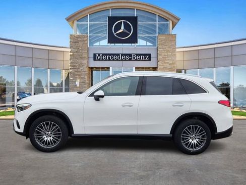 New 2026 Mercedes-Benz GLC 300 4MATIC image 2