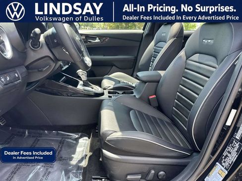 Used 2023 Kia Forte GT-Line w/ GT-Line Premium Package FWD image 11