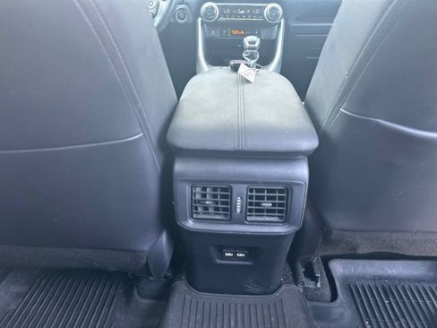 Used 2021 Toyota RAV4 Limited w/ Limited Grade Weather Package AWD/4WD image 33