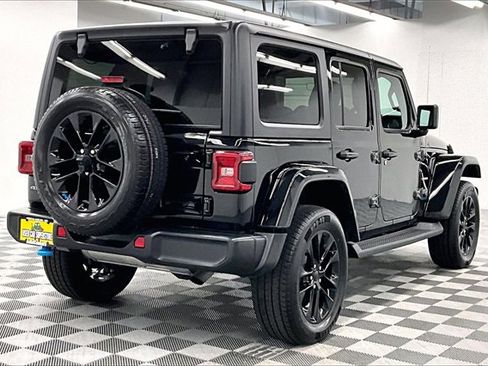 Used 2022 Jeep Wrangler Unlimited Sahara 4xe w/ Cold Weather Group image 11