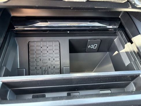 New 2026 Ford F250 Lariat w/ Lariat Ultimate Package image 15