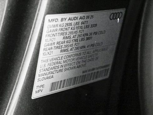 New 2026 Audi Q8 Premium image 25