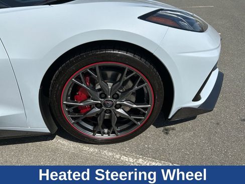 Used 2023 Chevrolet Corvette Stingray Premium Conv w/ Z51 Performance Package RWD image 5