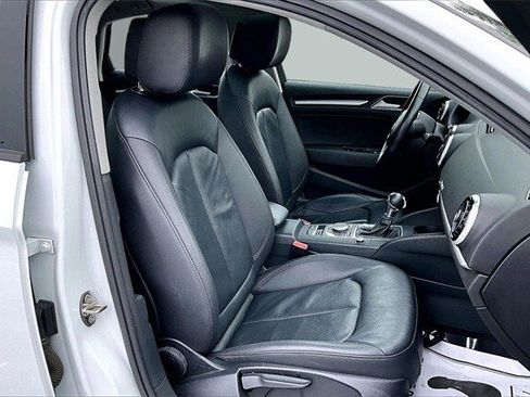 Used 2016 Audi A3 2.0T Premium image 32