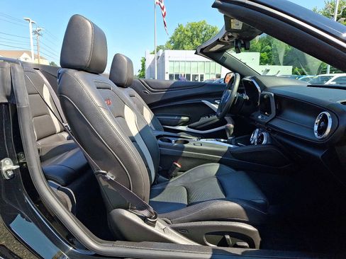 Used 2016 Chevrolet Camaro SS image 13