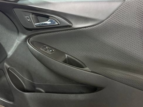 Used 2018 Chevrolet Malibu LS image 36