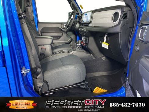 New 2026 Jeep Wrangler Unlimited Sport AWD/4WD image 36