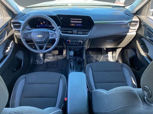 Used 2024 Chevrolet TrailBlazer LS image 10