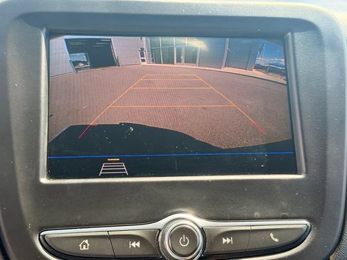 Used 2020 Chevrolet Equinox LT FWD image 28