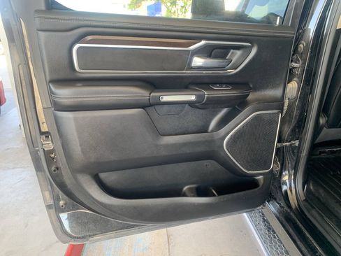 Used 2021 RAM 1500 Laramie AWD/4WD image 12