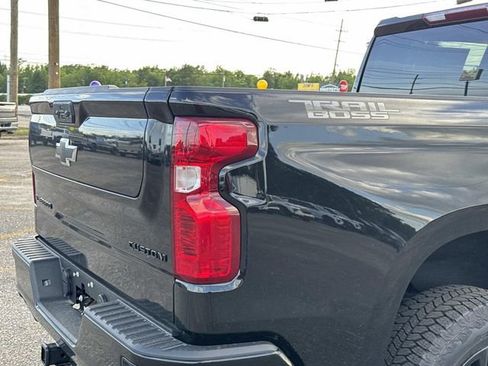 New 2026 Chevrolet Silverado 1500 Custom Trail Boss w/ Dark Appearance Package AWD/4WD image 13