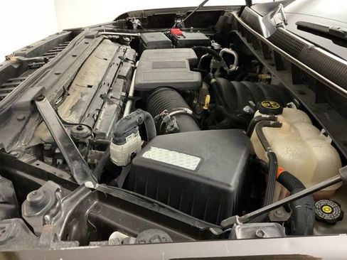 Used 2019 Chevrolet Silverado 1500 Custom w/ Custom Value Package image 21