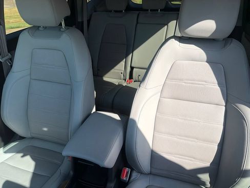 Used 2022 Honda CR-V Touring image 23