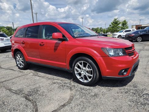 Used 2019 Dodge Journey GT FWD image 2
