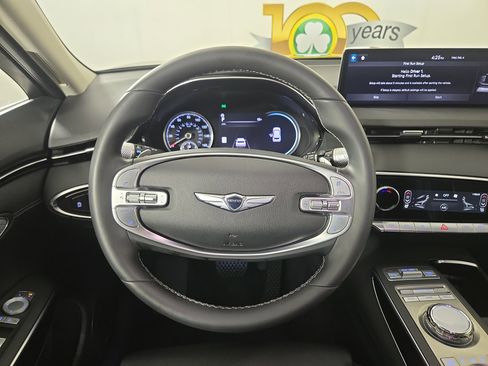 Used 2025 Genesis GV70 2.5T image 14
