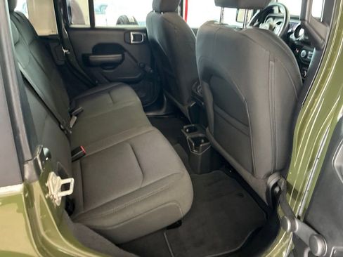 Used 2021 Jeep Wrangler Unlimited Sport AWD/4WD image 17