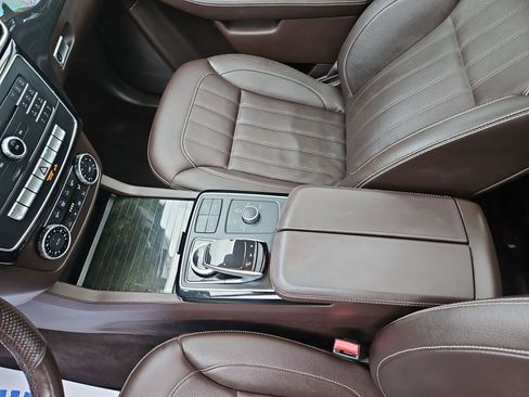 Used 2019 Mercedes-Benz GLS 450 4MATIC image 26