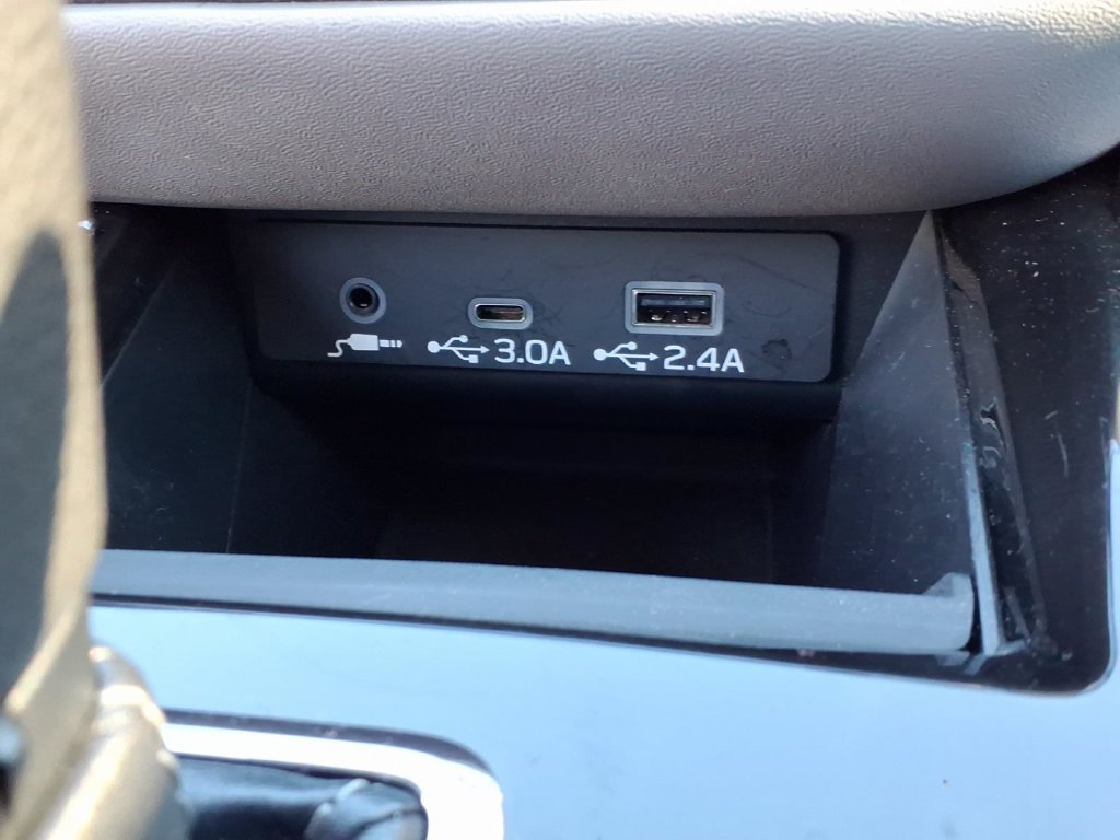 Used 2023 Subaru Outback Premium AWD/4WD image 13