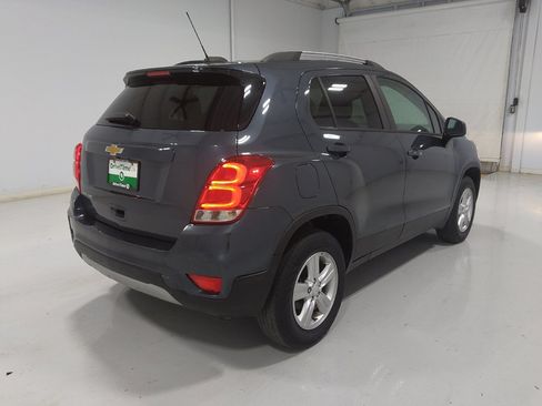 Used 2022 Chevrolet Trax LT w/ Driver Confidence Package AWD/4WD image 9