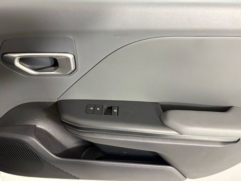 New 2026 Kia K4 LXS image 12