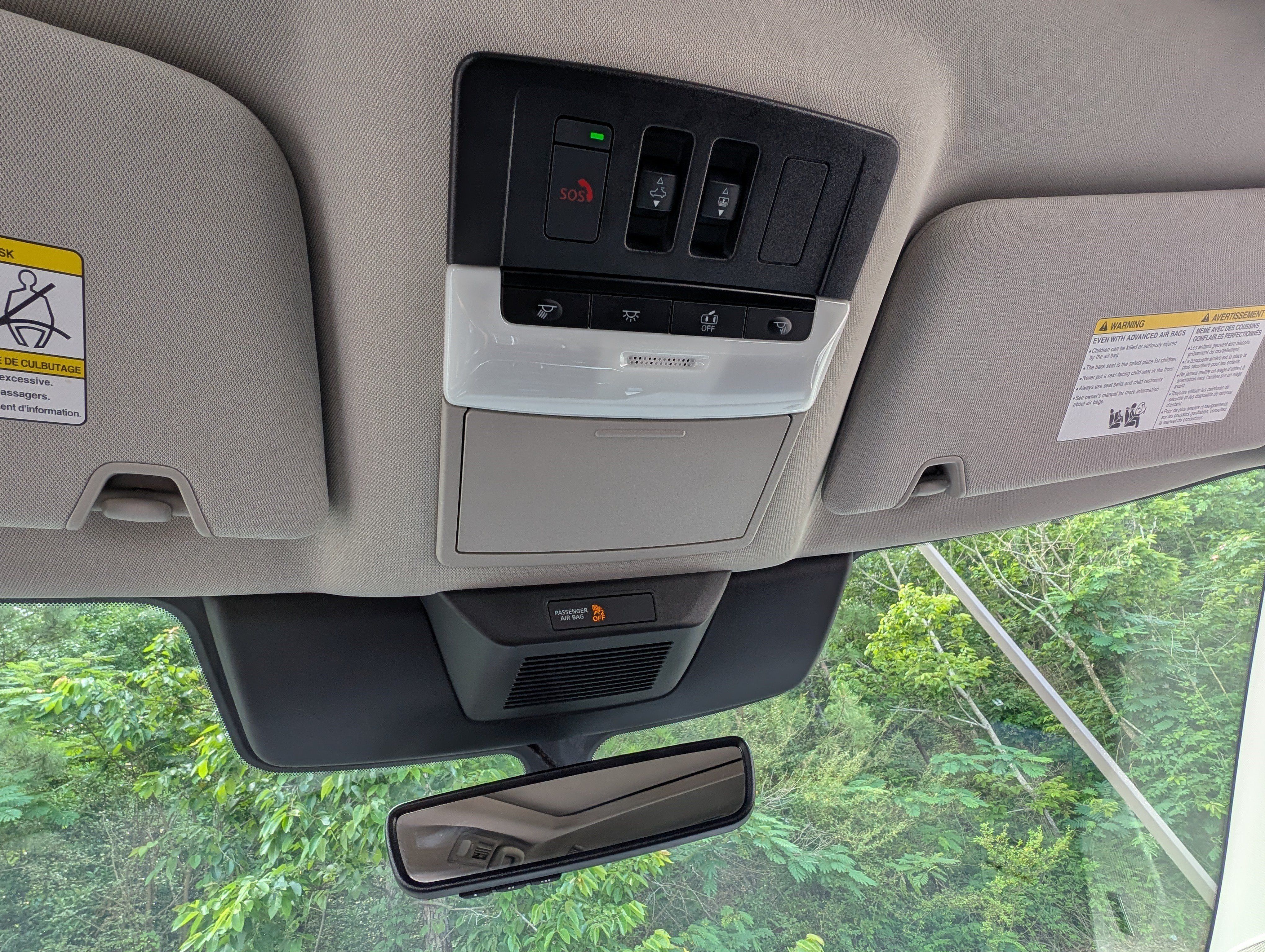 Used 2025 Nissan Pathfinder SL w/ SL Premium Package FWD image 33