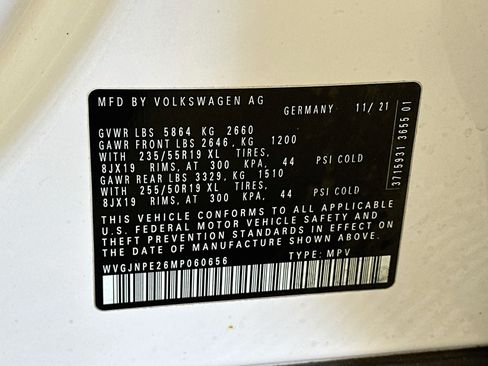Used 2021 Volkswagen ID.4 Pro AWD/4WD image 12