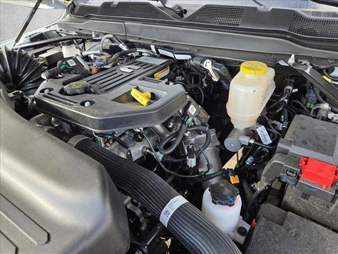 New 2026 RAM 5500 Tradesman w/ Chrome Appearance Group image 15