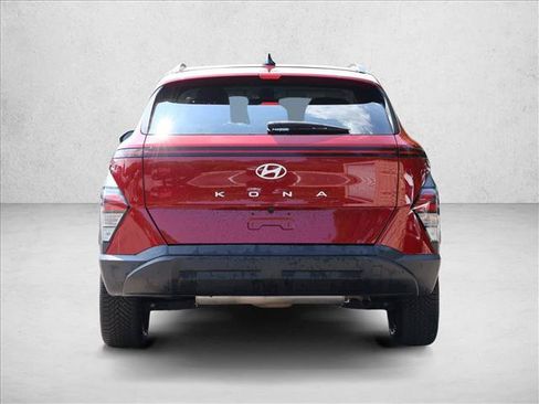 Used 2024 Hyundai Kona SEL AWD/4WD image 6