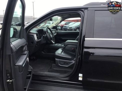Used 2024 Ford Expedition Max XLT AWD/4WD image 9