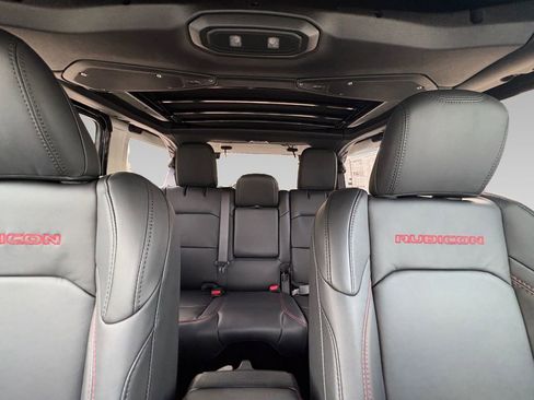 New 2026 Jeep Wrangler Unlimited Rubicon w/ Xtreme 35 Tire Package image 2