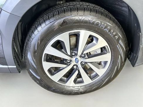 Used 2025 Subaru Outback Premium w/ Popular Package #1A AWD/4WD image 13