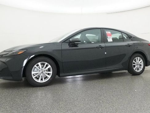 New 2026 Toyota Camry LE image 7