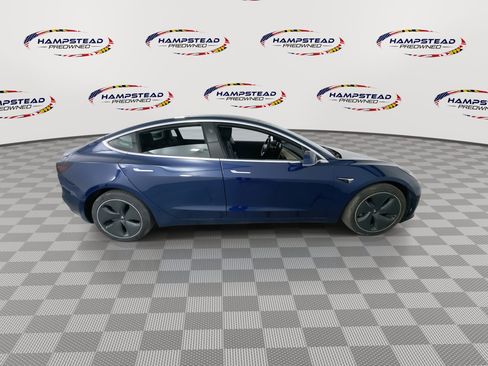 Used 2020 Tesla Model 3 Long Range AWD/4WD image 9