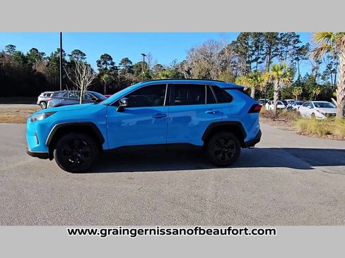 Used 2019 Toyota RAV4 LE image 24