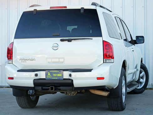 Used 2013 Nissan Armada SV image 4