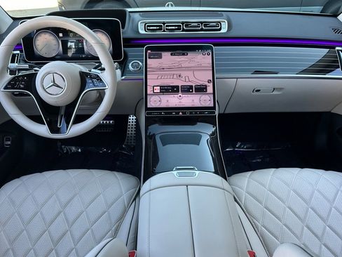 Used 2023 Mercedes-Benz S 500 4MATIC image 3